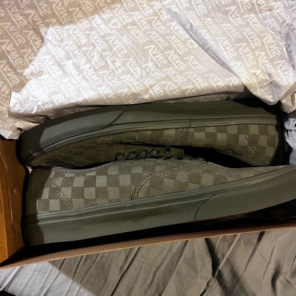 Vans brand new Never Worn authentic Mono Checkerboard Shoe